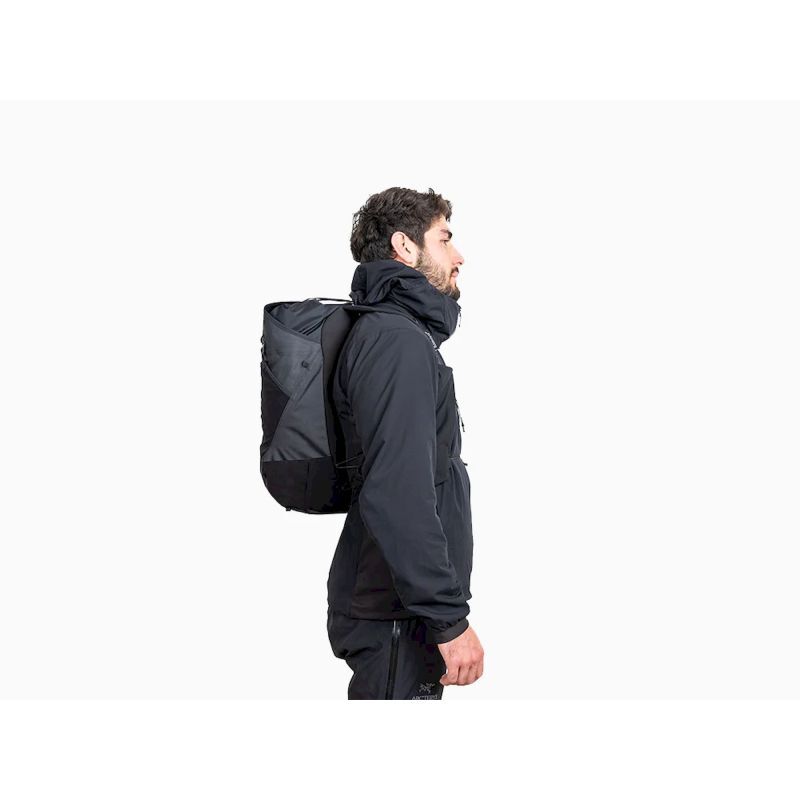 Samaya Alpine Pace - Mountaineering backpack | Hardloop Samaya Alpine Pace - Mountaineering backpack | Hardloop