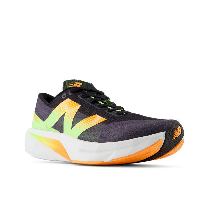 New Balance FuelCell Rebel V4 - Chaussures running homme | Hardloop