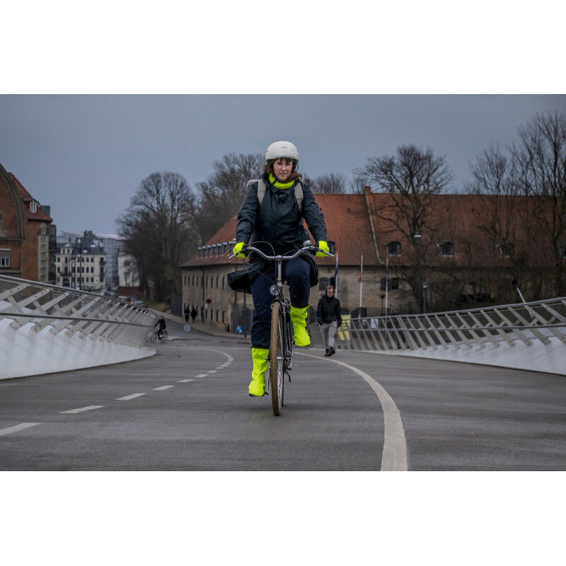GripGrab Reflective Helmet Cover | Hardloop