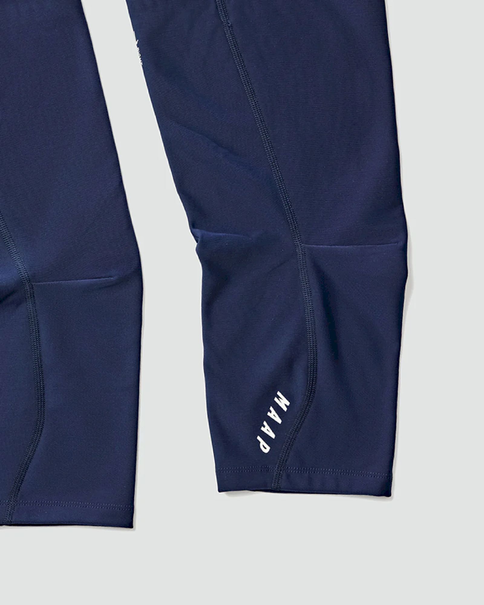 Maap Knee Warmers - Cycling arm warmers | Hardloop