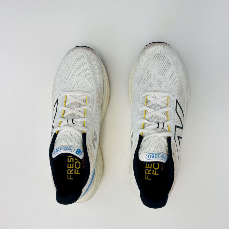 New Balance 1080 V13 - Second Hand Löparskor - Herr - Vit - 44.5 | Hardloop