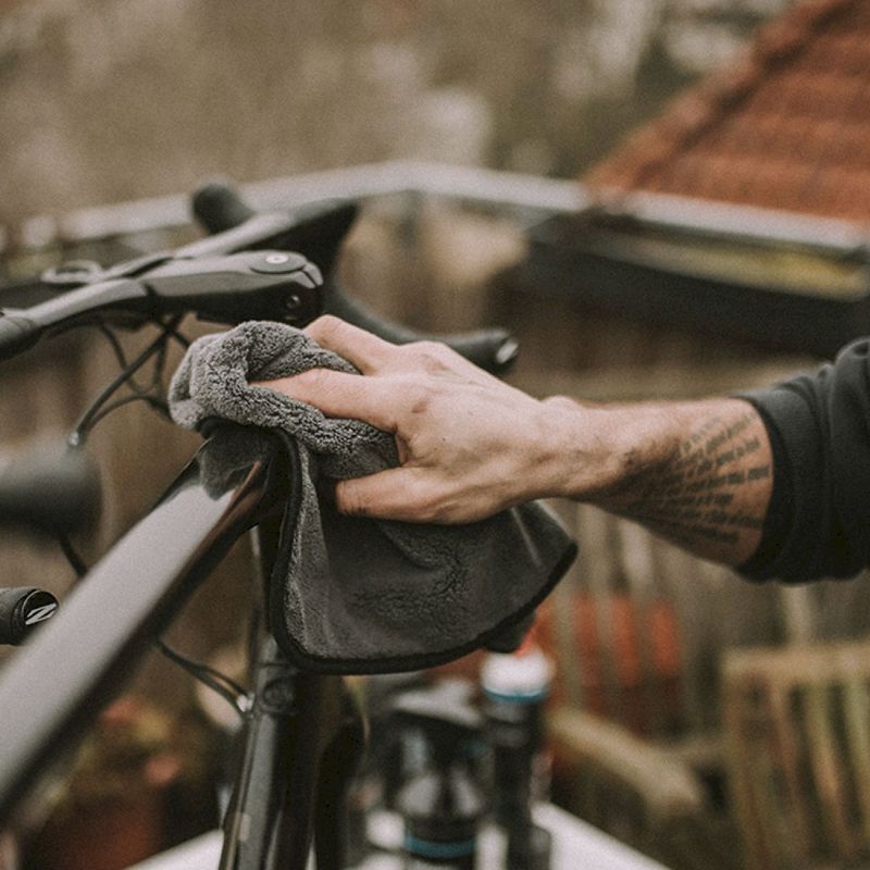 Dynamic bike care Luxury microfibre polishing cloth | Hardloop