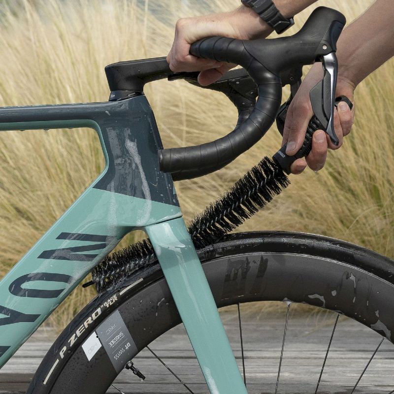 Dynamic bike care So Long Brush - Harja | Hardloop