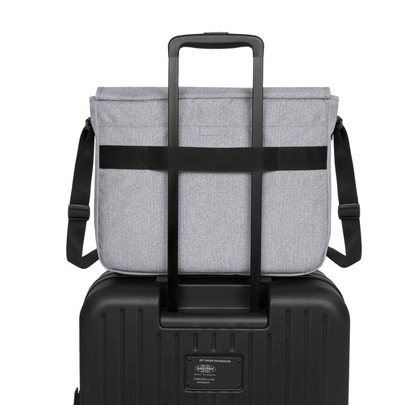Eastpak Delegate + - Umhängetasche | Hardloop