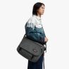Eastpak Delegate + - Umhängetasche | Hardloop