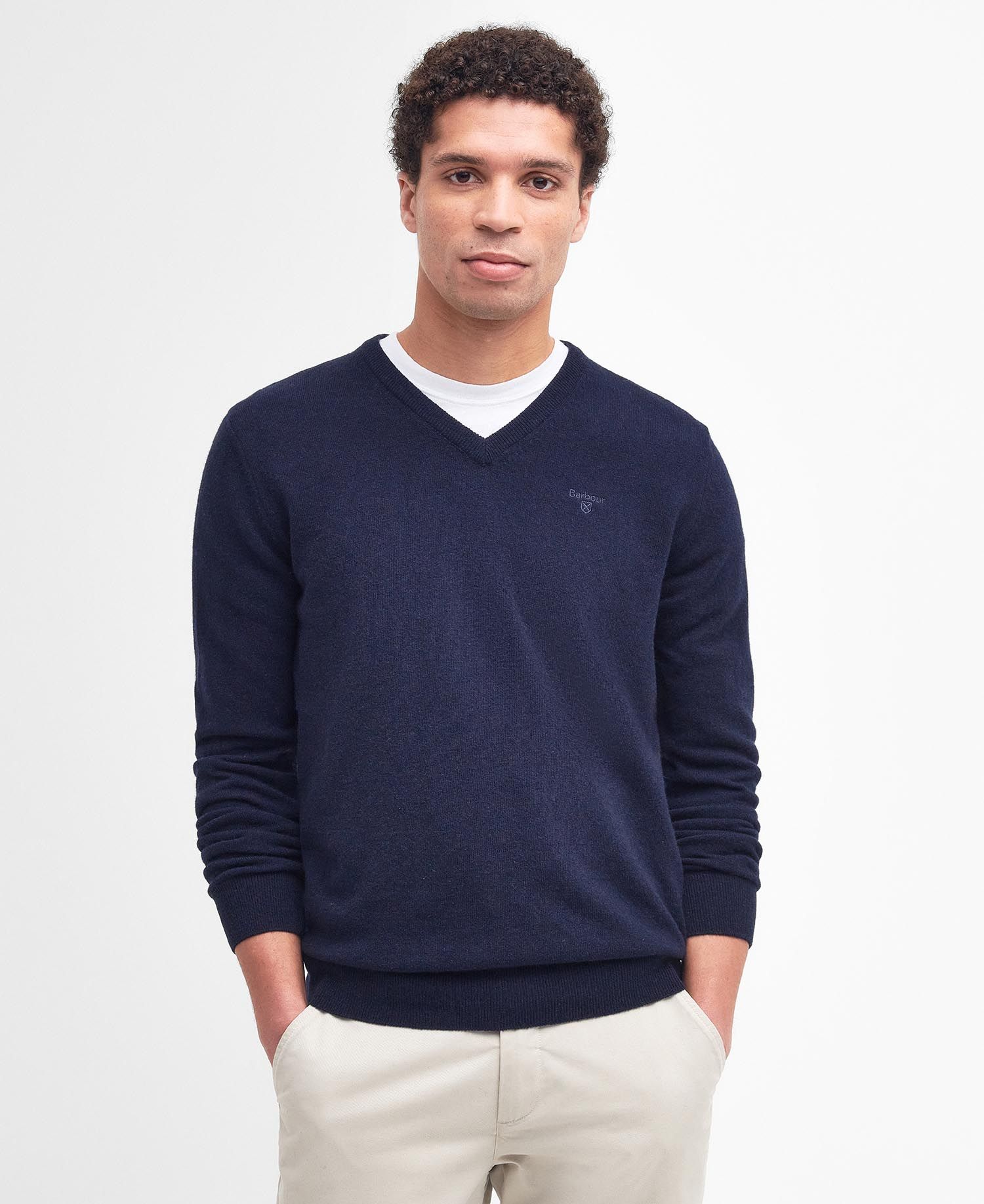 Barbour Essential V-Neck Sweatshirt - Sweter męski | Hardloop