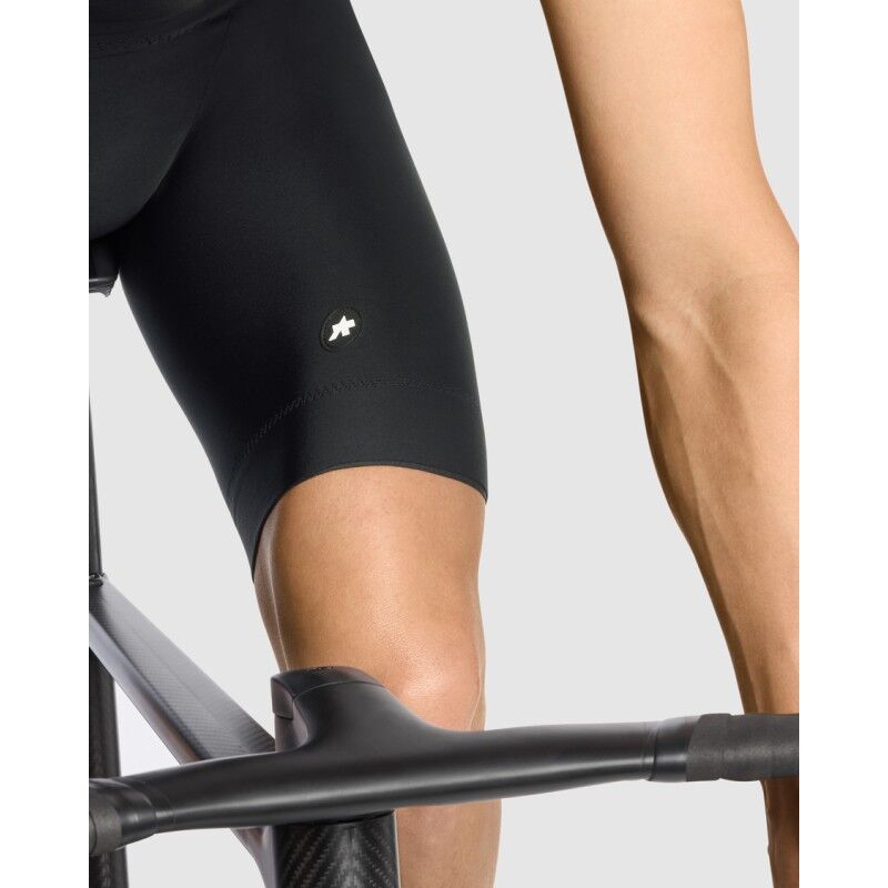Assos Equipe R 2/3 BibShortsS11 - Cuissard vélo homme | Hardloop