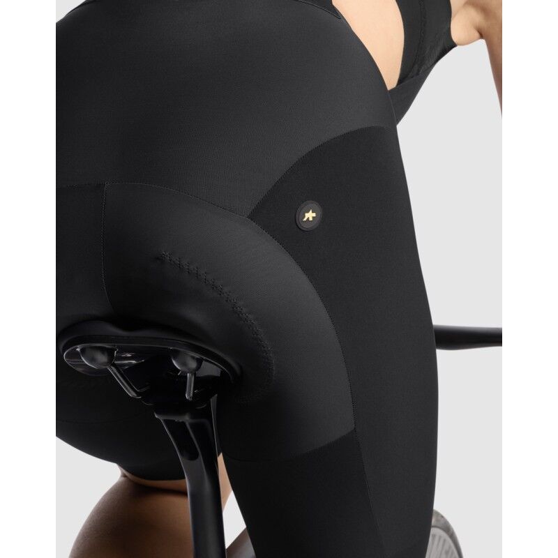 Assos Dyora RSV Bib Shorts S11 - Cycling shorts - Women's | Hardloop