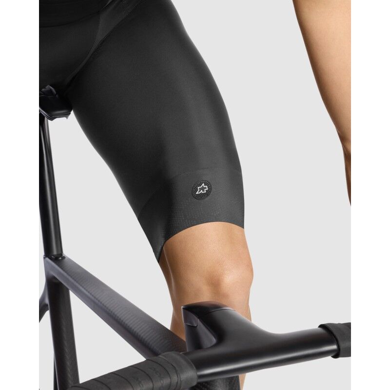 Assos Mille GTS BibShortsS11 LO - Pánské cyklistické kraťasy | Hardloop