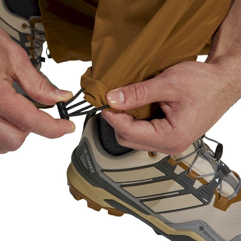 adidas Cargo Pants - Vandringsbyxor - Herr | Hardloop