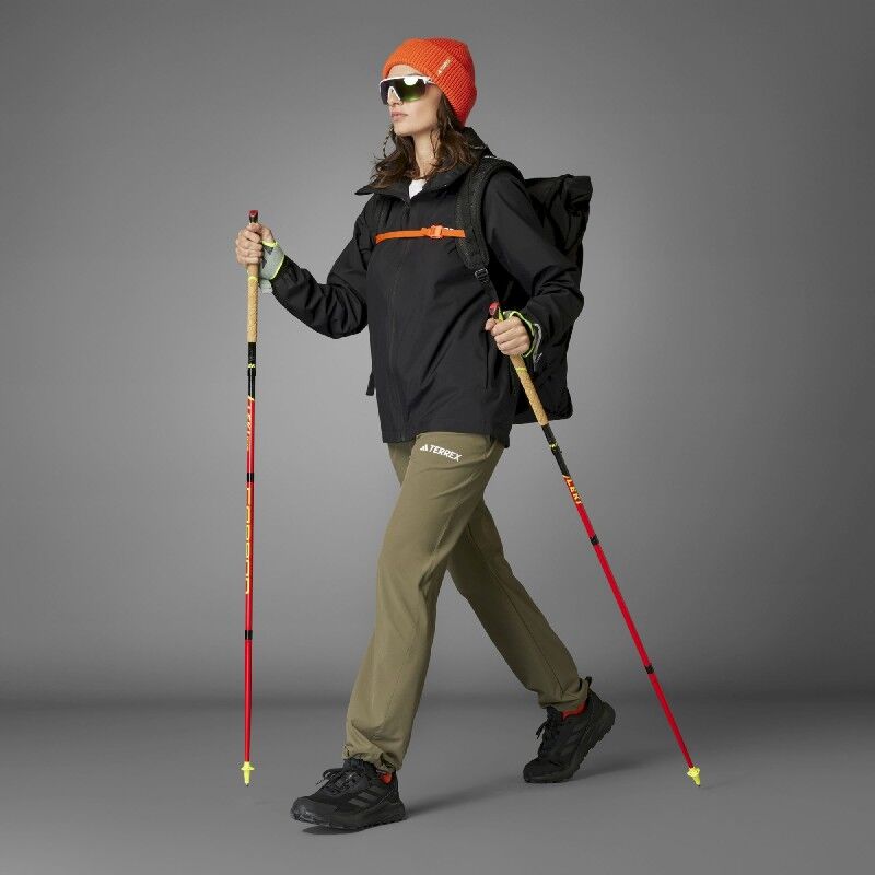 adidas Multi Essential 2L Rain Jacket - Sadetakki - Naiset | Hardloop