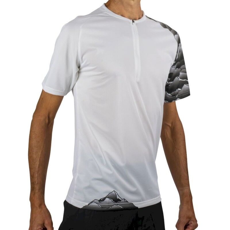 INSTINCT TRAIL Tech T-shirt Koulm - Base layer | Hardloop