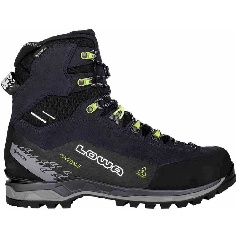Lowa Cevedale Pro GTX® Hiking Boots Men's
