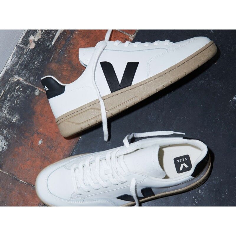 Veja V-12 Leather - Chaussures lifestyle homme | Hardloop
