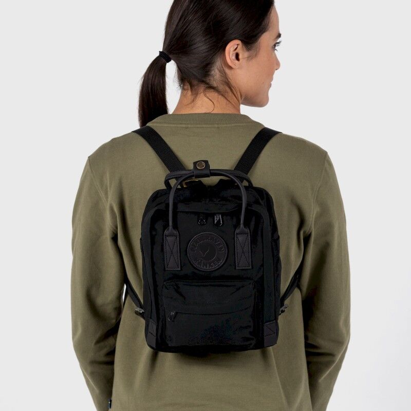 Fjällräven Kånken No. 2 Black Mini - Plecak miejskie | Hardloop