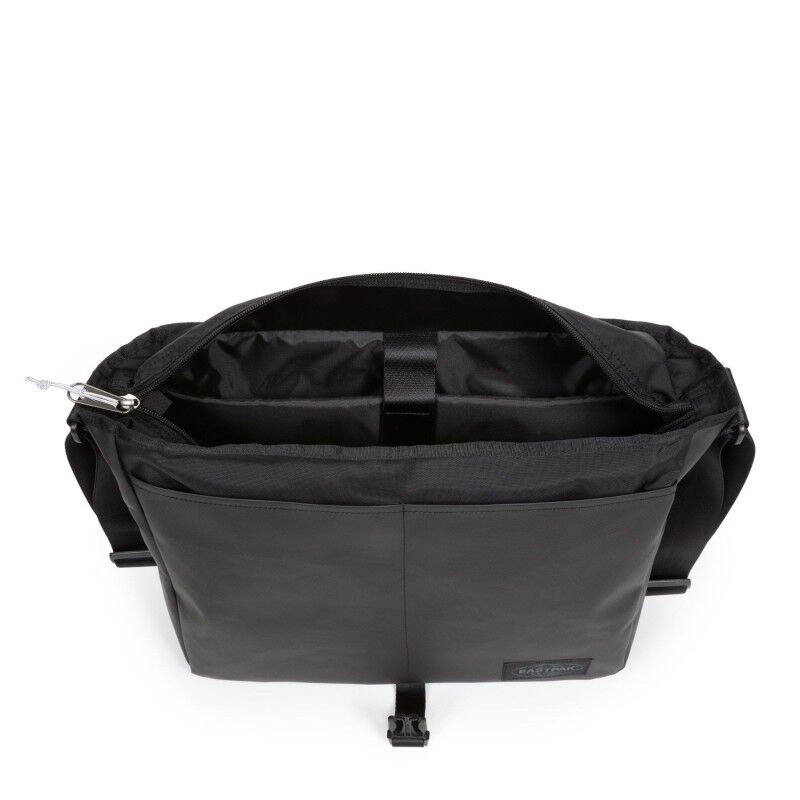 Eastpak Delegate + - Shoulder bag | Hardloop