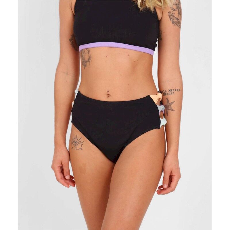 Oxbow Victoria - Bikinitrosa | Hardloop