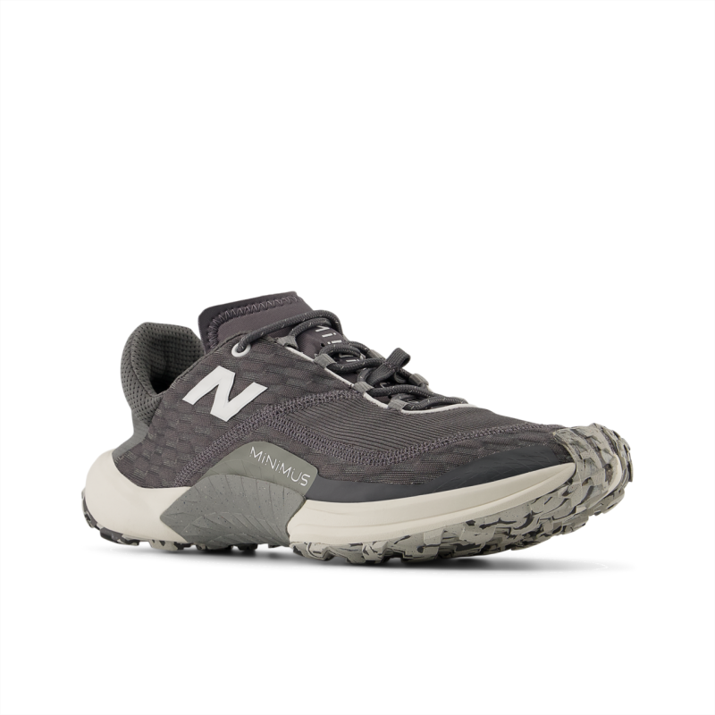 New Balance Minimus Trail - Polkujuoksukengät - Miehet | Hardloop