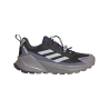 Core Black / Grey Two / Violet