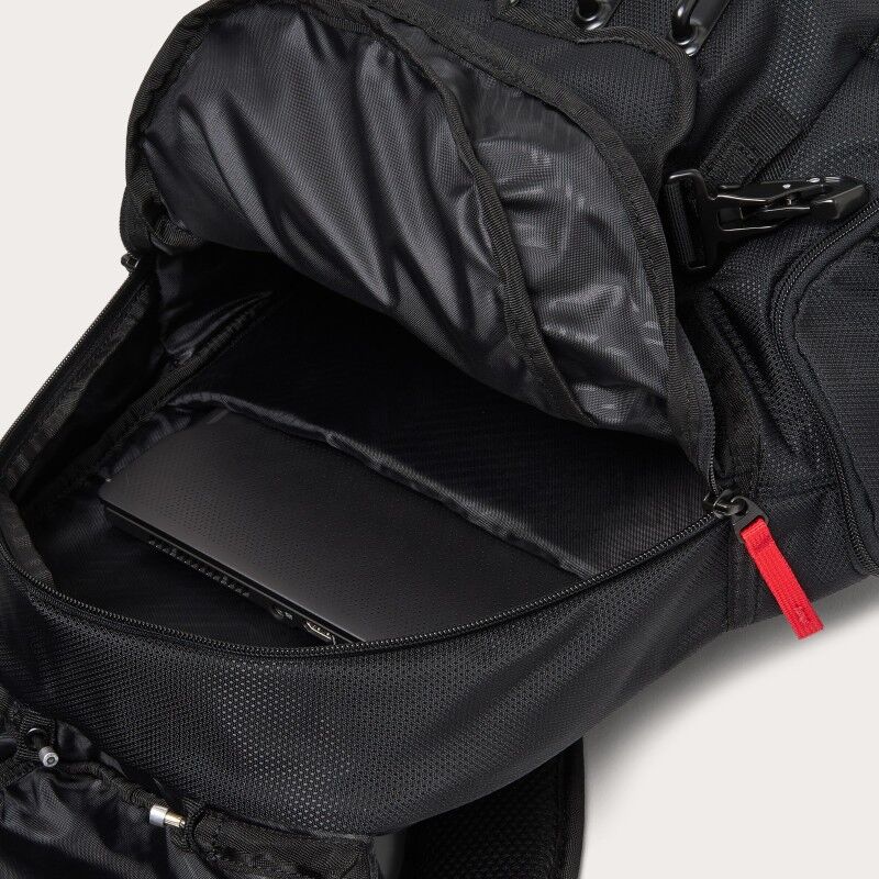 Oakley Bathroom Sink RC Backpack - Backpack | Hardloop