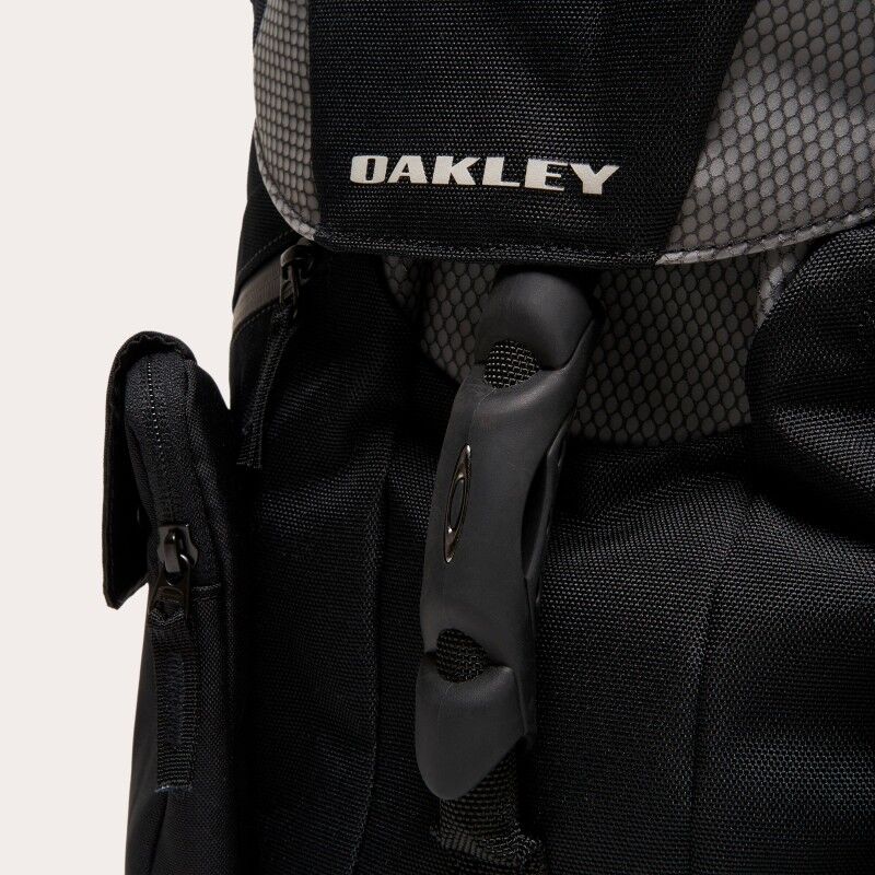 Oakley Latitude Flex Pack - Backpack | Hardloop
