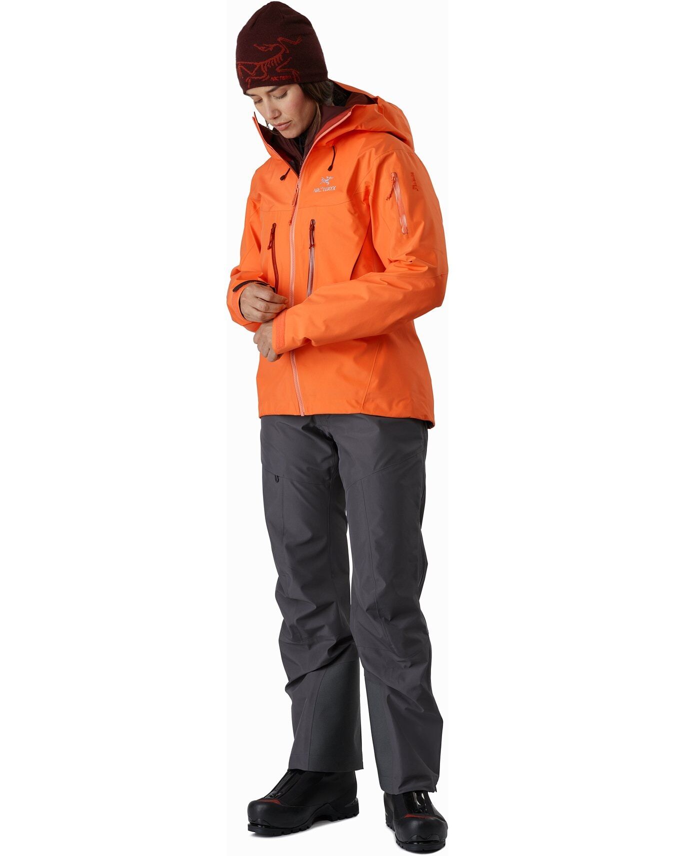 Arc'teryx Alpha SV Jacket - Hardshell jacket - Women's
